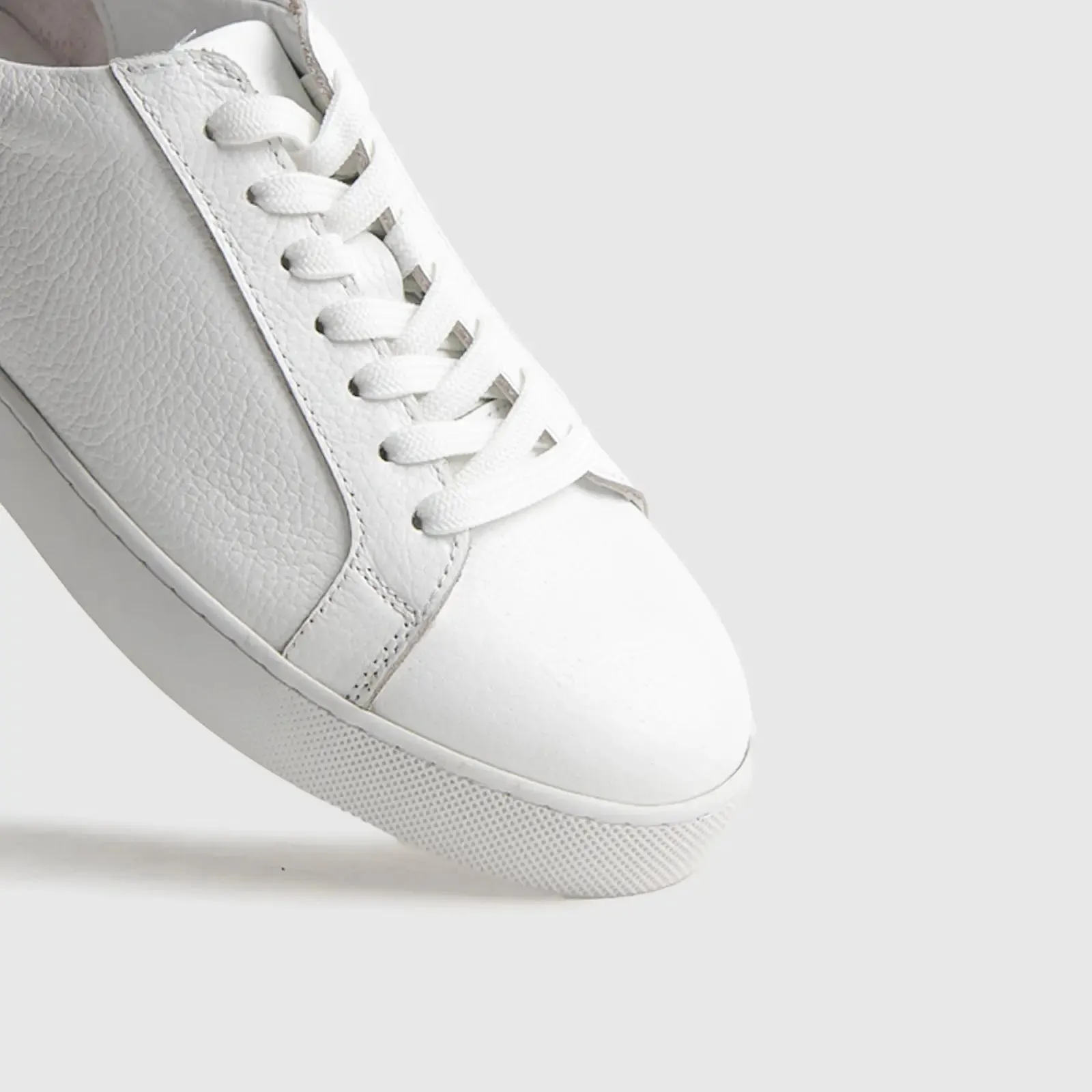Casual Sneakers White 2215