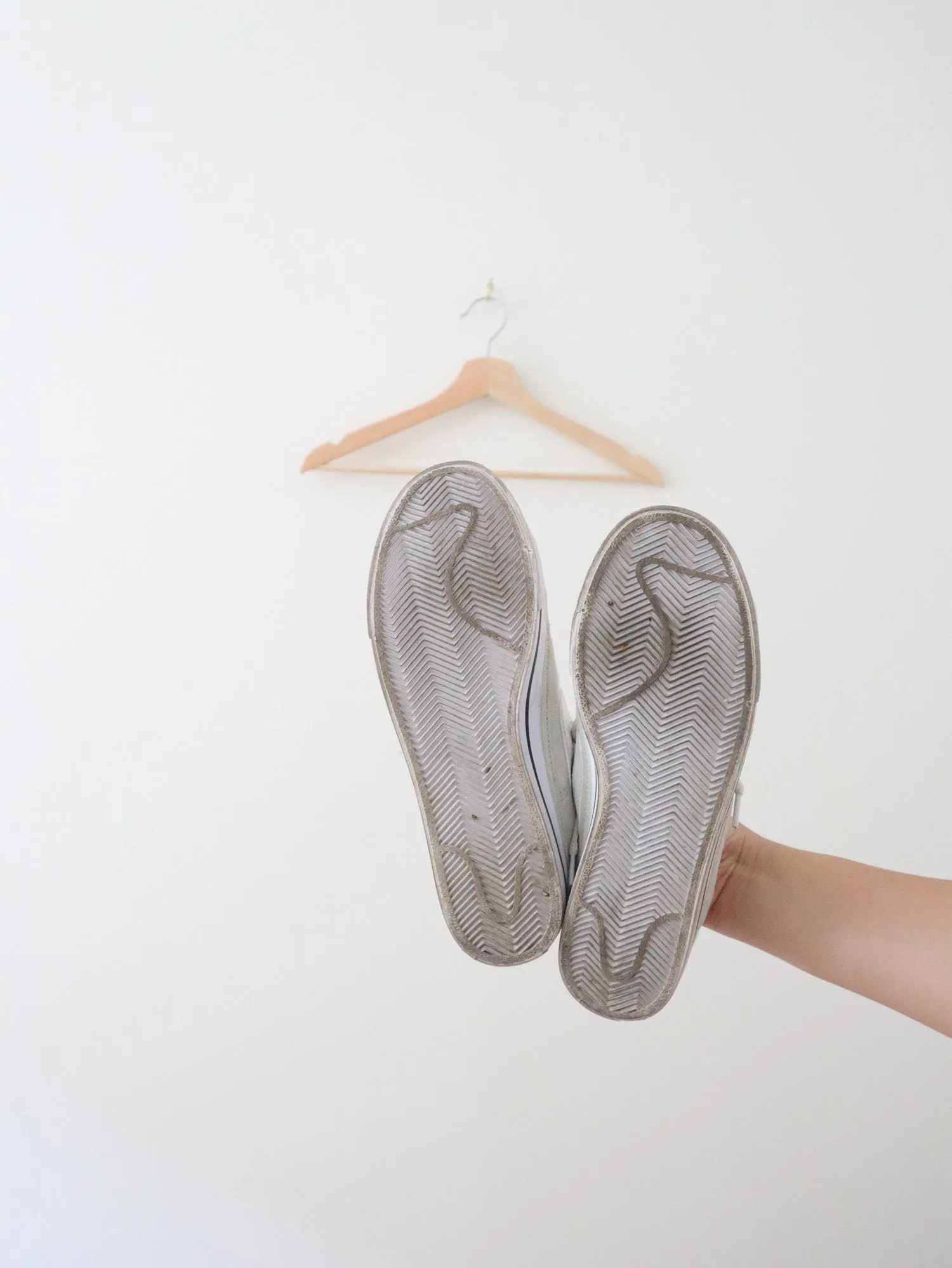 Nike Canvas Casual Sneakers (7.5)