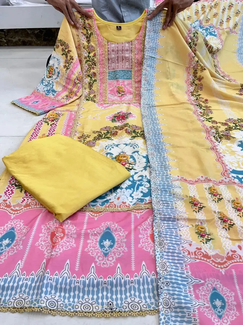 Pakistani Dresses for Mehndi – Latest Festive Collection