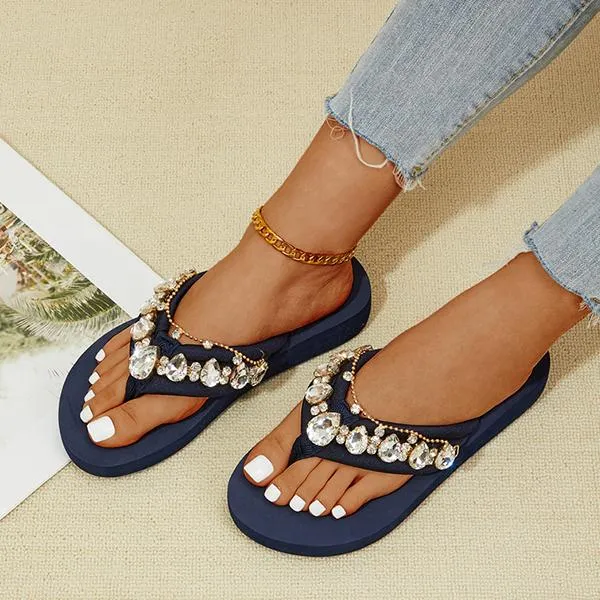 Women's Fashionable Rhinestone Flat Beach Flip Flop 55855807S